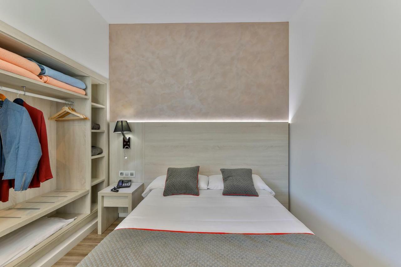 Hostal Soler Sant Joan De Villatorrada 外观 照片