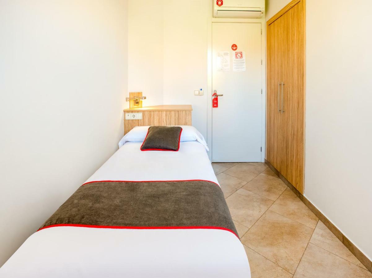 Hostal Soler Sant Joan De Villatorrada 外观 照片